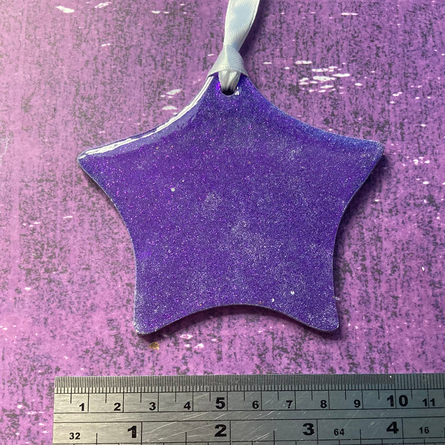 Resin Star Ornaments